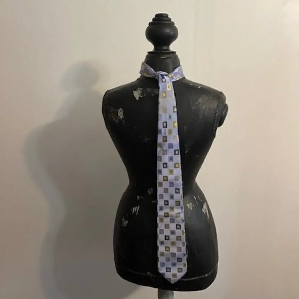 BCBG Attitude Gray, Gold silk tie